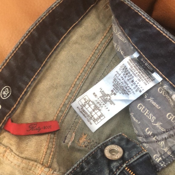 GUESS (32) Flirty Boot low rise stretch slightly distressed - Picture 8 of 14